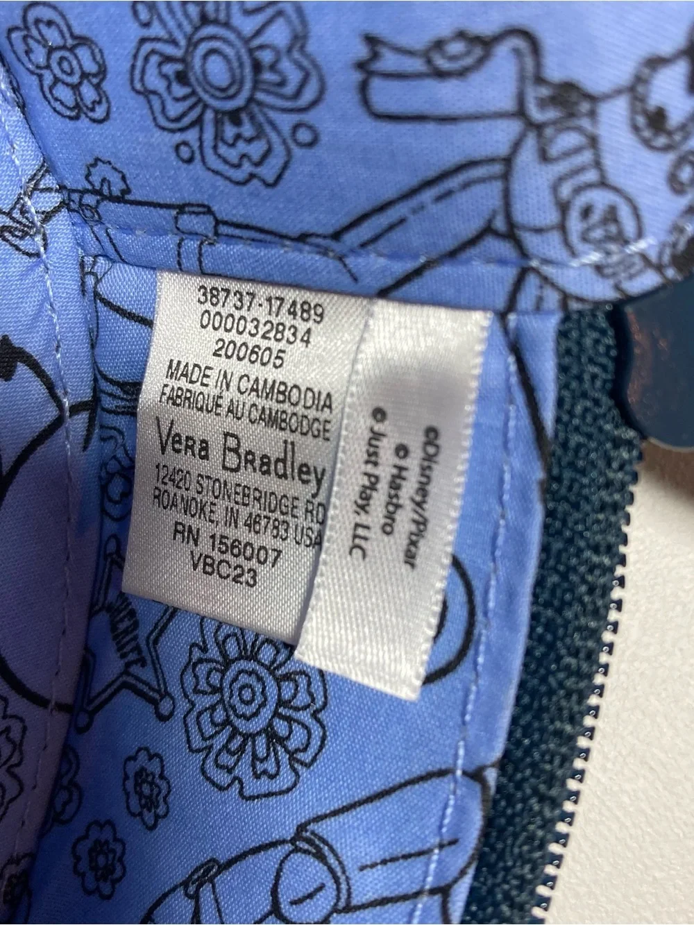 Vera Bradley Disney Pixar Toy Story Round Whimsy Cosmetic Case Tote Purse NWT
